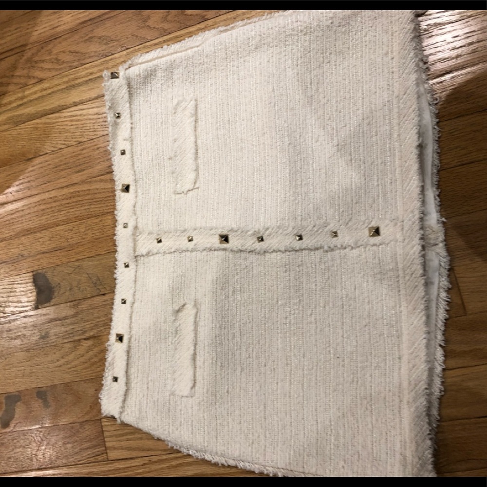 Cream mini skirt